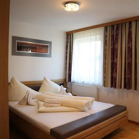 Jasmin Шладмінг